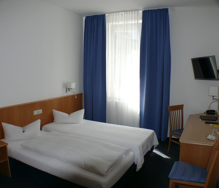 Hotel Garni - Haus Gemmer Coburg Quarto foto